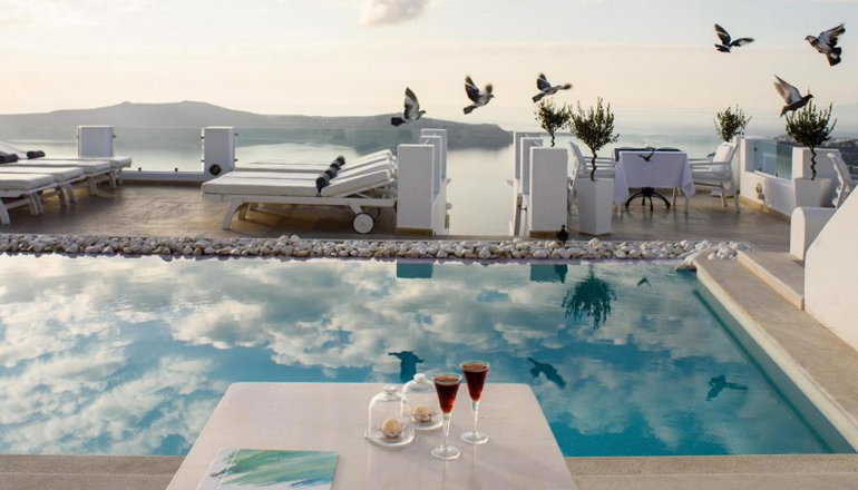 Above Blue Suites - Ημεροβίγλι, Σαντορίνη